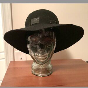 Alessandra Bacci Scarpellini  Black felt Wool Hat.